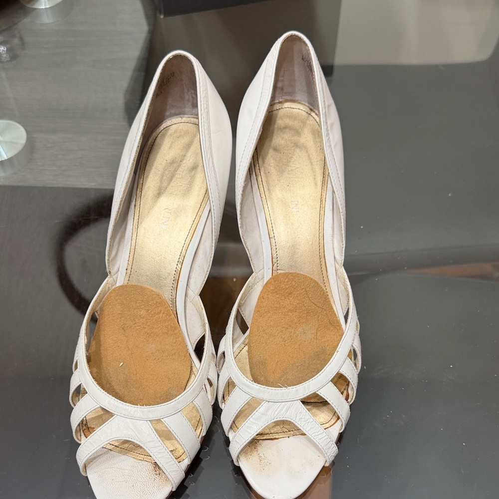 Enzo Angiolini White Strappy Peep-Toe Heels
